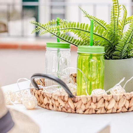 Appartamento Milton Con Terrazza Arezzo Bagian luar foto