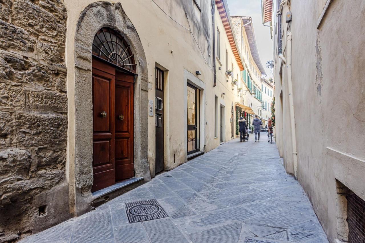 Appartamento Milton Con Terrazza Arezzo Bagian luar foto