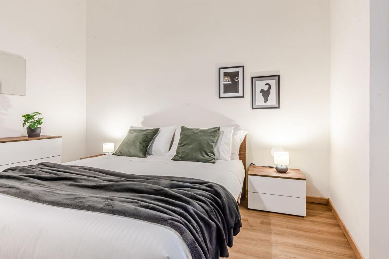 Appartamento Milton Con Terrazza Arezzo Bagian luar foto