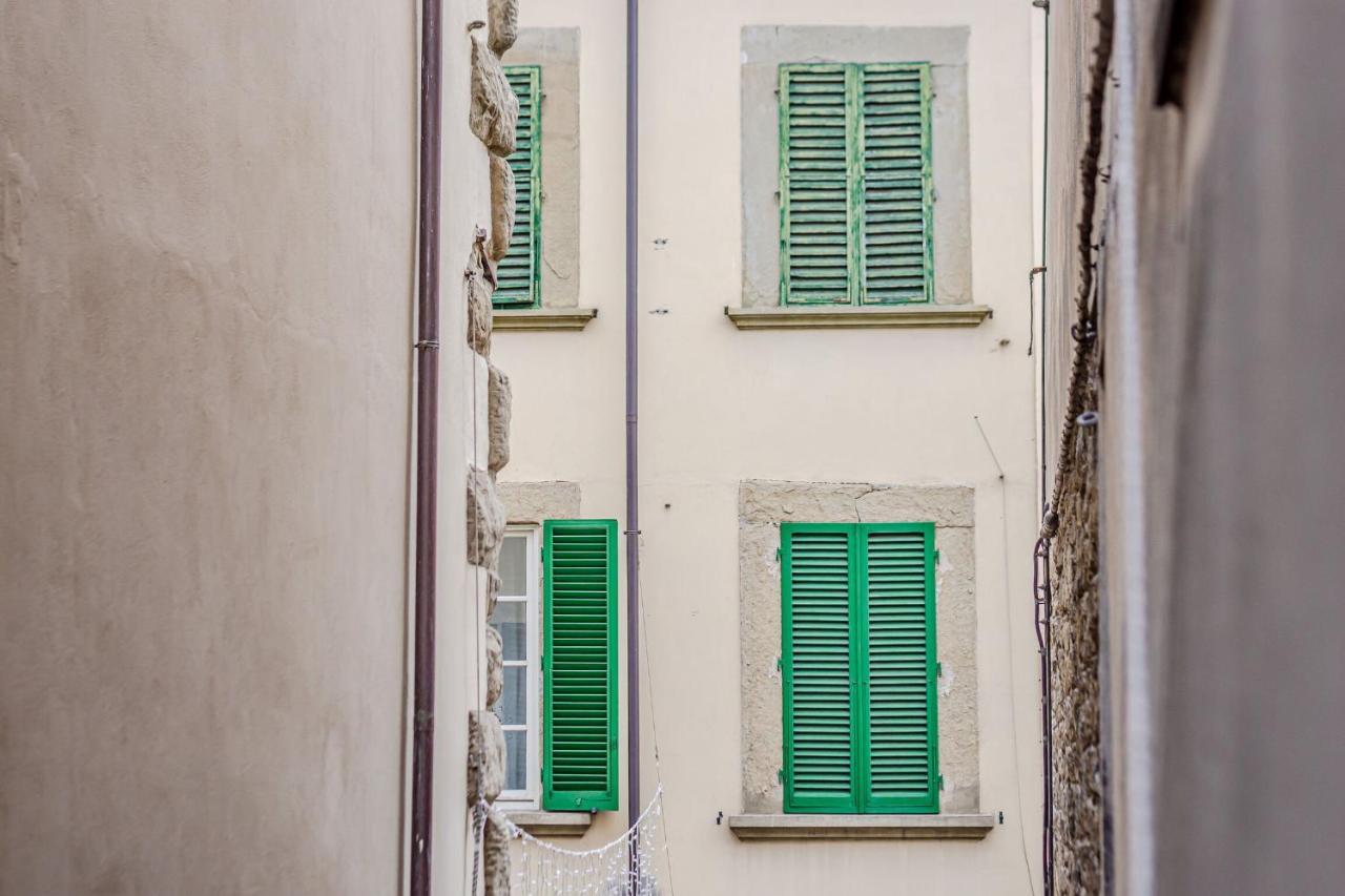 Appartamento Milton Con Terrazza Arezzo Bagian luar foto