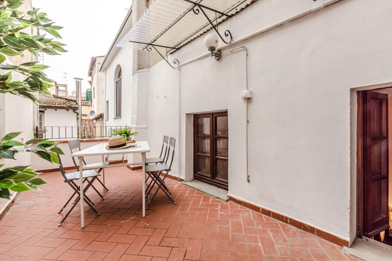 Appartamento Milton Con Terrazza Arezzo Bagian luar foto