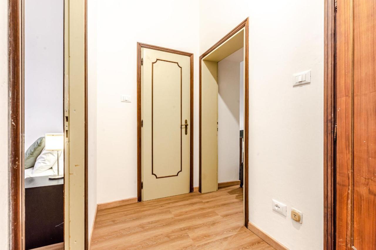 Appartamento Milton Con Terrazza Arezzo Bagian luar foto