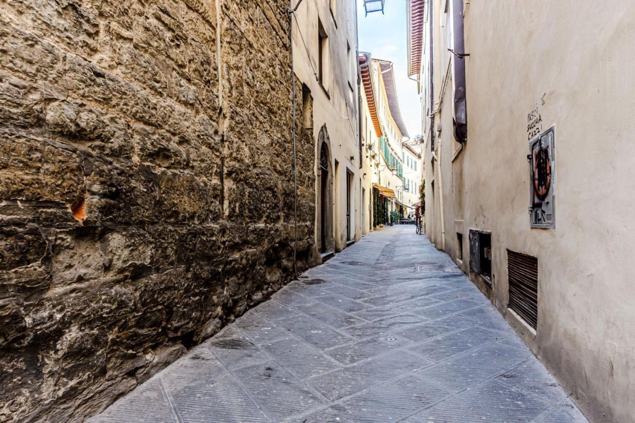 Appartamento Milton Con Terrazza Arezzo Bagian luar foto