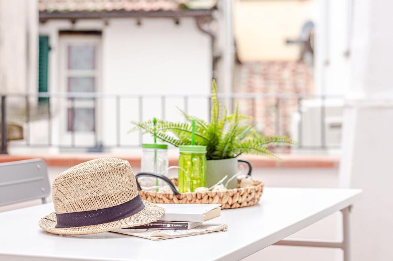 Appartamento Milton Con Terrazza Arezzo Bagian luar foto