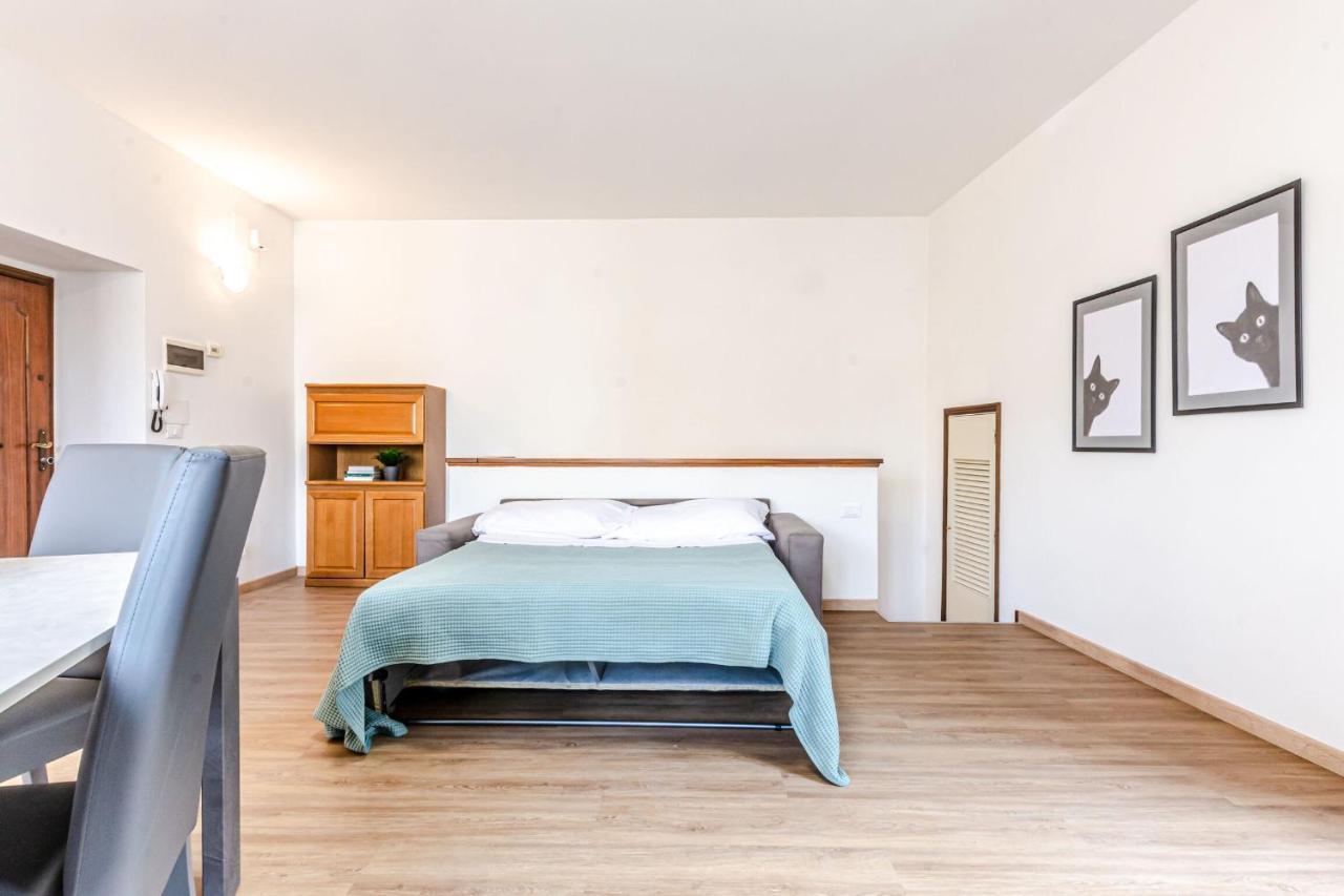 Appartamento Milton Con Terrazza Arezzo Bagian luar foto